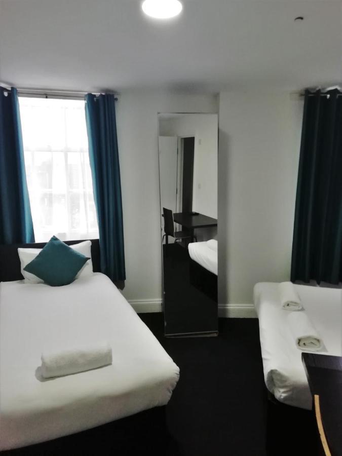 The Bank Hotel Barking  Ngoại thất bức ảnh