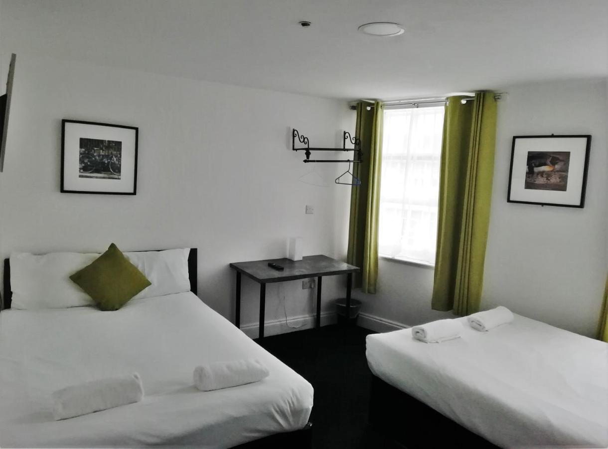 The Bank Hotel Barking  Ngoại thất bức ảnh