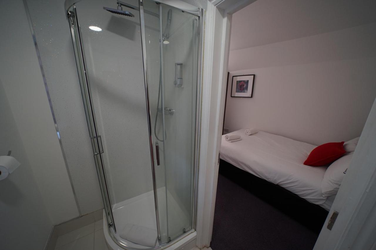 The Bank Hotel Barking  Ngoại thất bức ảnh