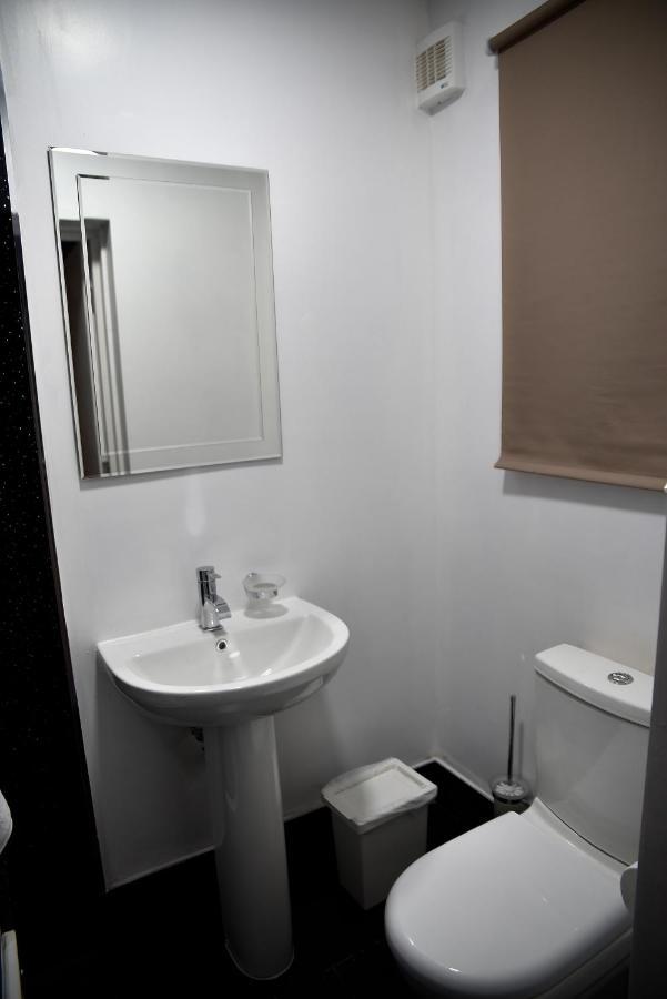The Bank Hotel Barking  Ngoại thất bức ảnh
