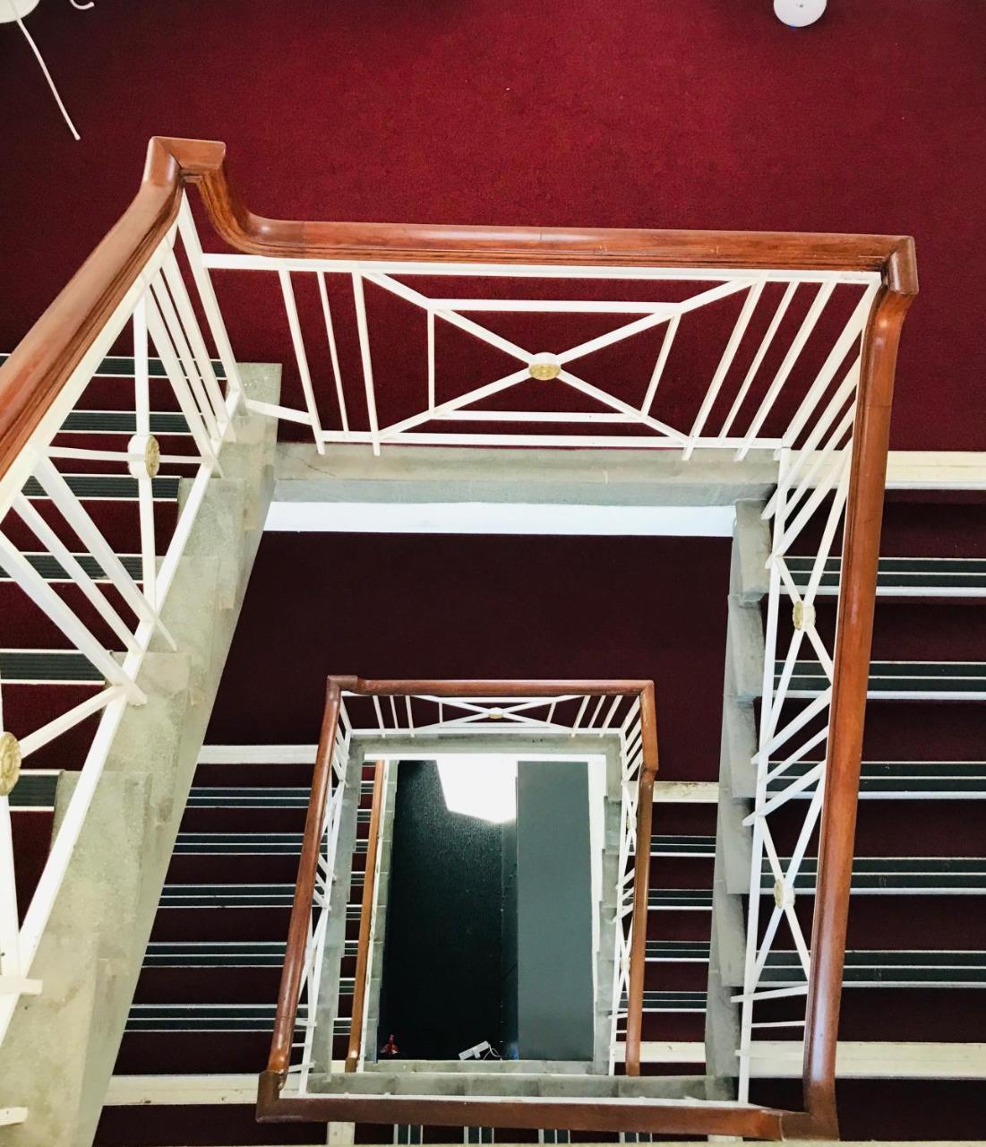 The Bank Hotel Barking  Ngoại thất bức ảnh