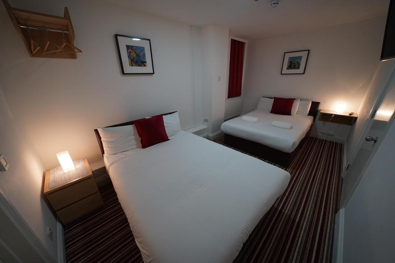 The Bank Hotel Barking  Ngoại thất bức ảnh